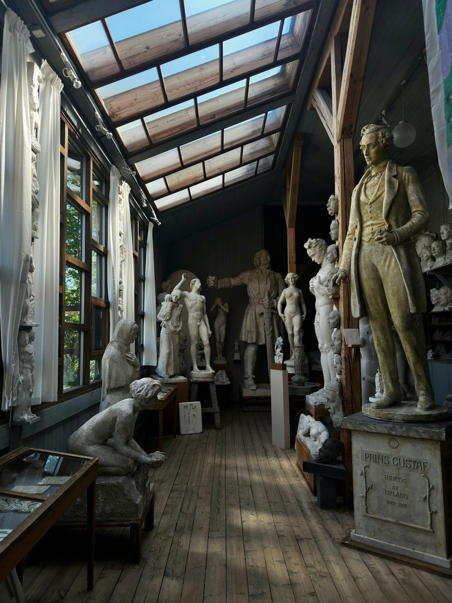 Hinter den Kulissen: Ein Rundgang durch das historische Atelier